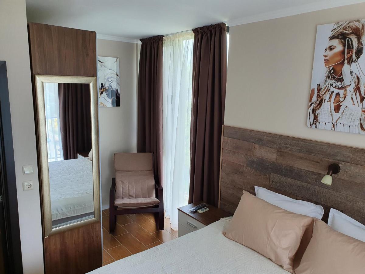 Апартамент За Гости ,,1В-15" Амара Бутик"" Ravda Esterno foto